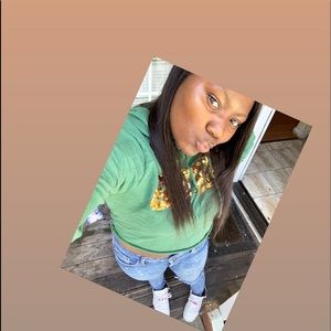 Meet your Posher, Abrea